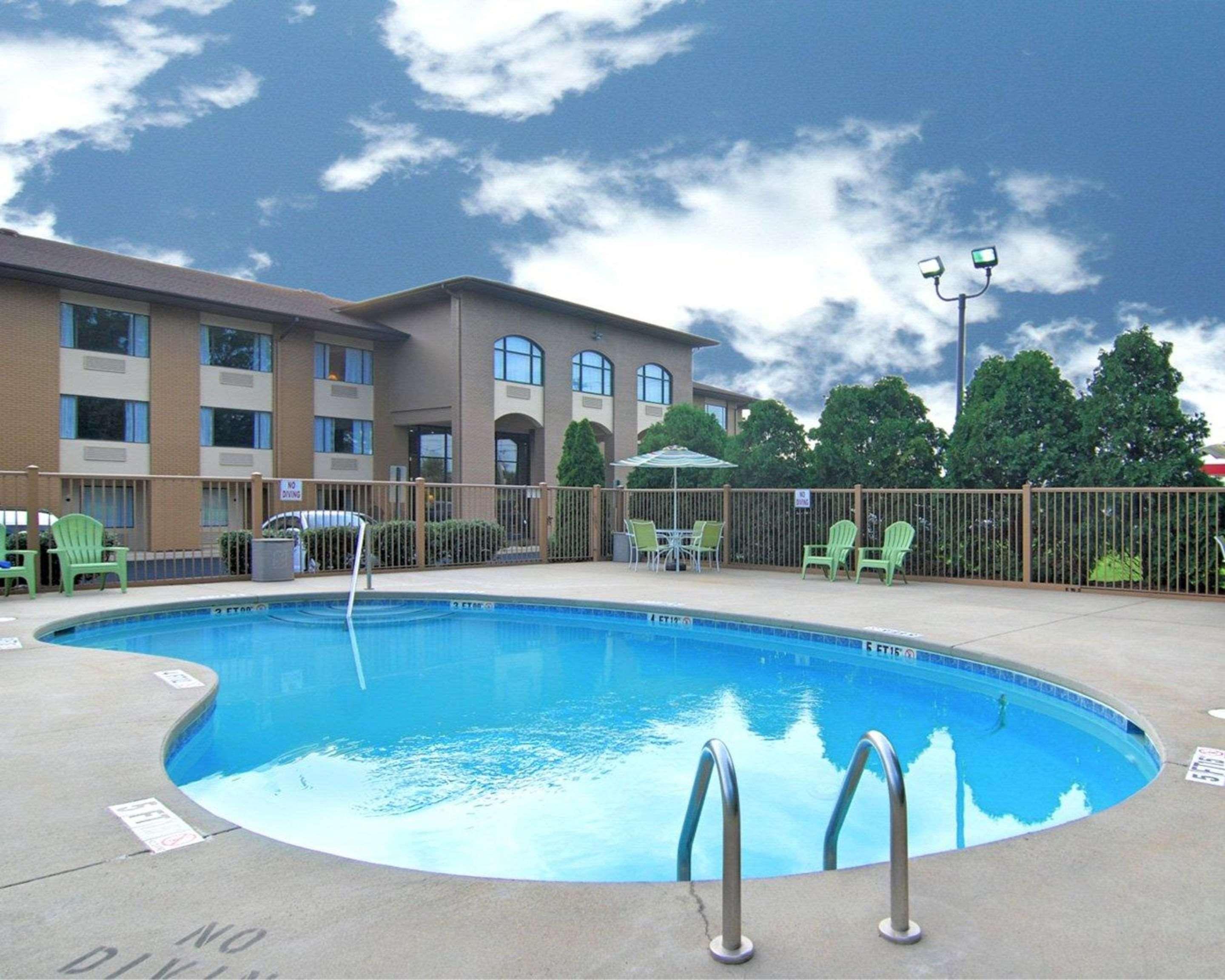 Quality Inn Lincolnton Экстерьер фото