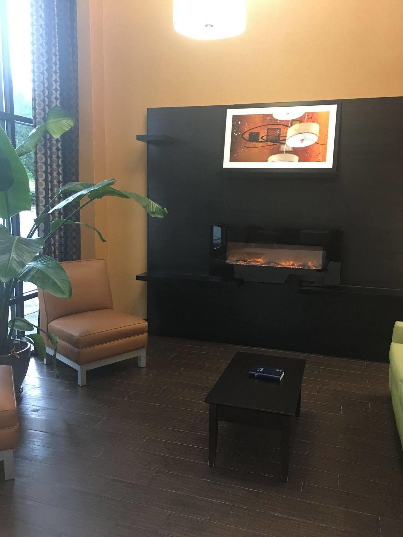 Quality Inn Lincolnton Экстерьер фото