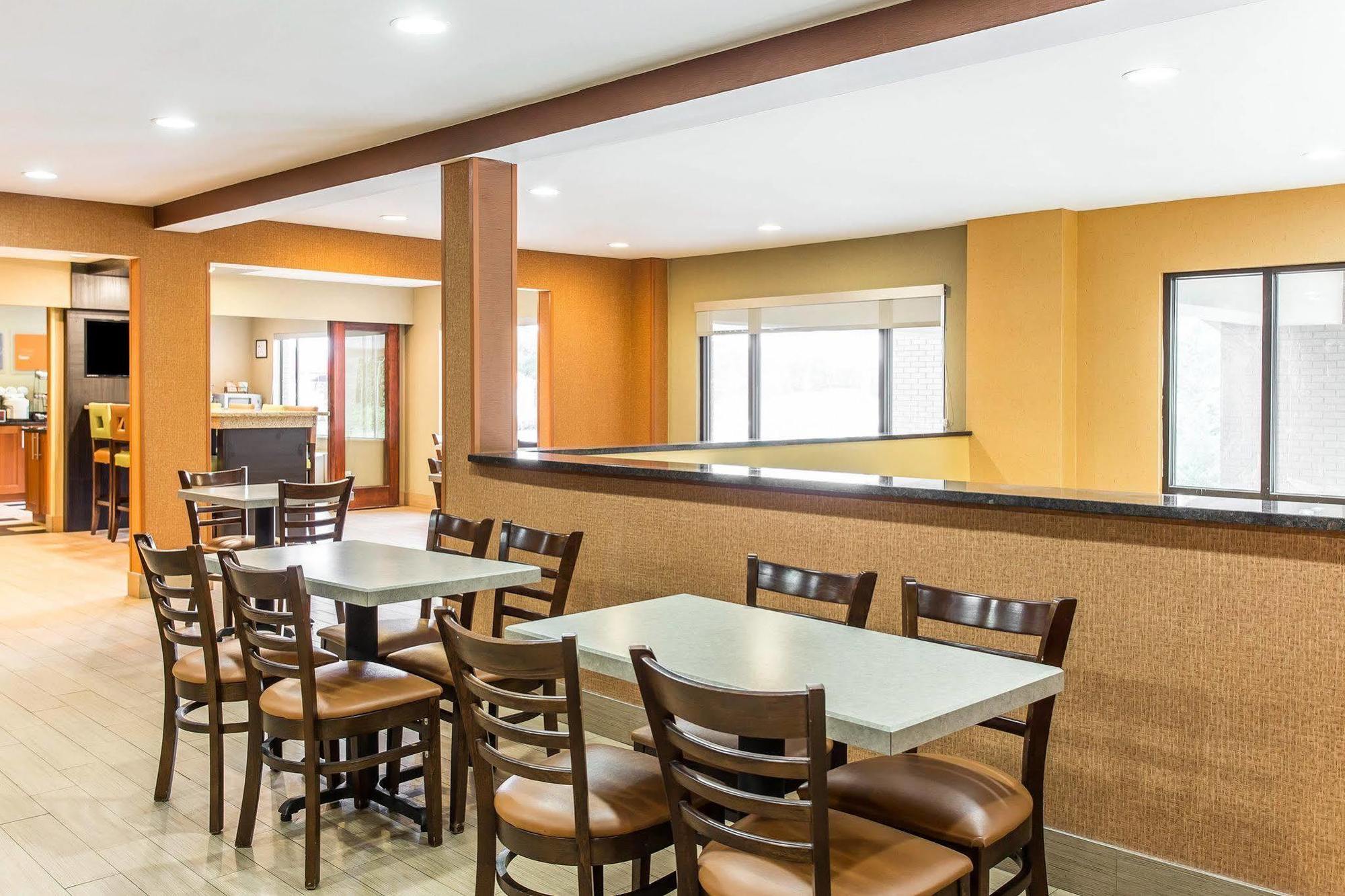 Quality Inn Lincolnton Экстерьер фото